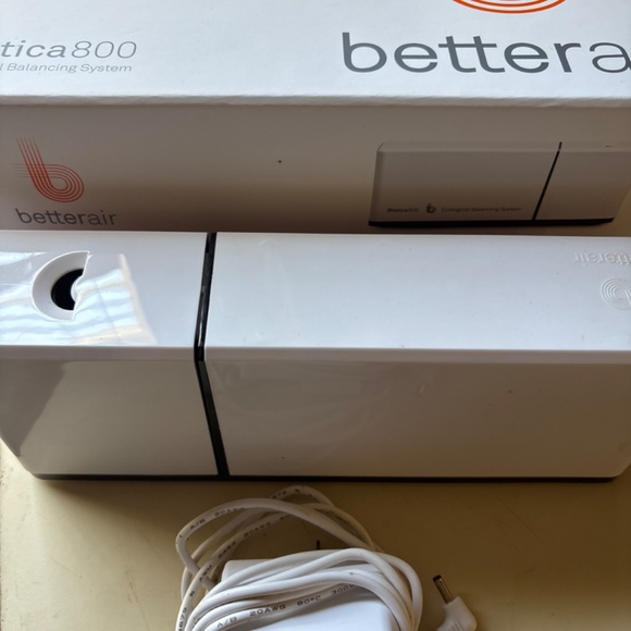 Biotica 800 pre-owned Air Filtering Unit - Picture 2 of 3